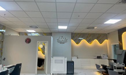 Queen Nails : Kosmetikstudio in Hoyerswerda