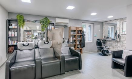 Studio 7 : Coiffeur à Bruyères-le-Châtel