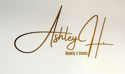 Ashley H.Company : Manucure à Dijon