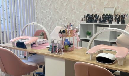 La Vie en Rose (Beauté et Ongles) : Manucure à Ruffec