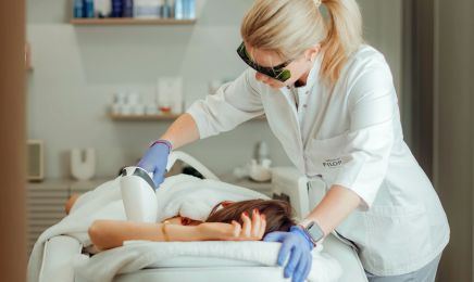 Épilation au laser diode, esthéticienne Nadiia Grytsai : Institut de beauté à Valence