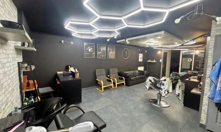 The golden barber : Coiffeur à Crest