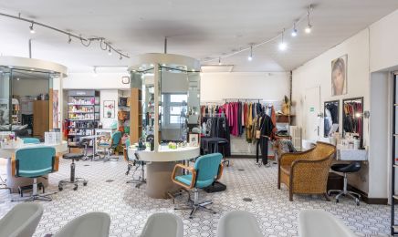 Expert - Coiffure / Esthetique : Coiffeur à Joigny