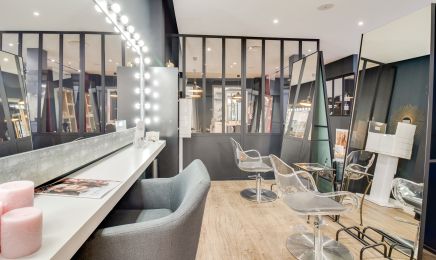 Mélanie Machado Coiffure Make Up' : Manucure à Tarbes