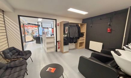 Cloé Studio - Pause beauté Coiffure / Manucure : Institut de beauté à Châlette-sur-Loing