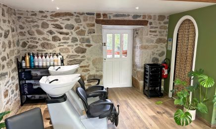 MAISON VALENTIN     : Coiffeur à Saignes