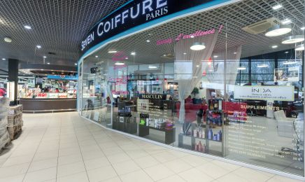 Seven Coiffure Paris : Manucure à Neuilly-sur-Marne