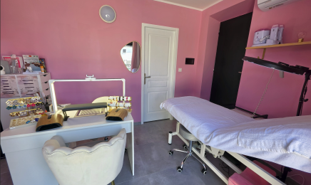 BLB Ongles et Cils  : Manucure à Alès