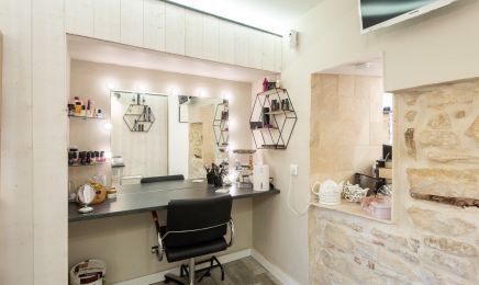 Chez Vava : Coiffeur à Anse