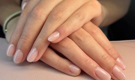 Ongles et Sérénité : Manucure à Talence