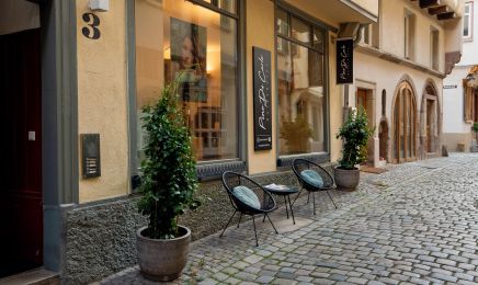 Pino Di Carlo Hairartist: Kosmetikstudio in Esslingen am Neckar