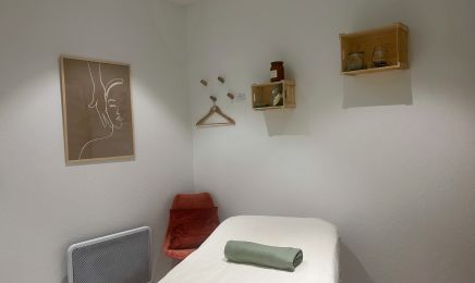 Bulle de beauté 71 : Manucure à Saint-Rémy