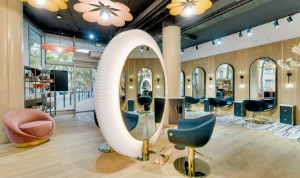 Mademoiselle Moustache Diderot - Uptown : Coiffeur à Paris