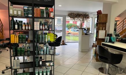 Dourjacq coiffure esthetique : Coiffeur à Brest