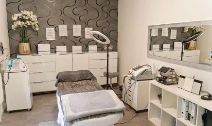 AS Beauty Lounge: Kosmetikstudio in Bonn