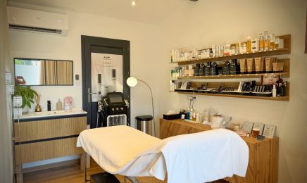 La Maison De Beauté By Camille  : Manucure à Paradou