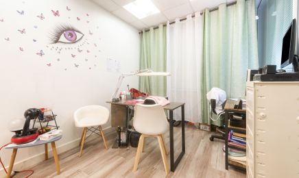 Originail by Laureen : Manucure à Montréal-la-Cluse