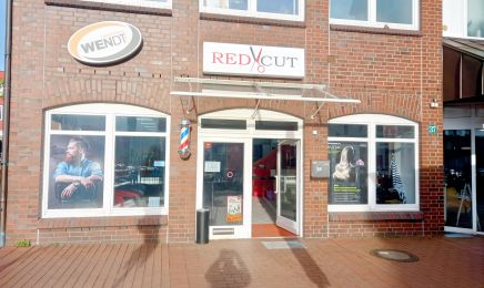 Red Cut: Kosmetikstudio in Rellingen