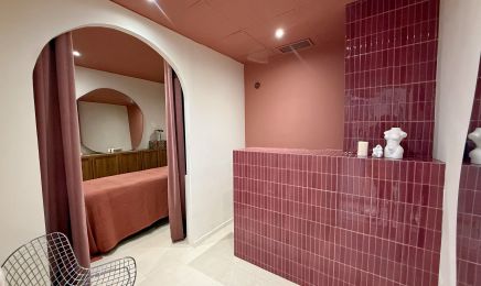 HOLY GLOW – Drainage Renata França, Kobido & Skincare Coréenne | Levallois : Institut de beauté à Levallois-Perret