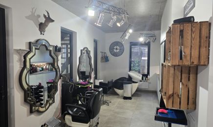  Nouvel'Hair par Aude : Barbier à Differdange