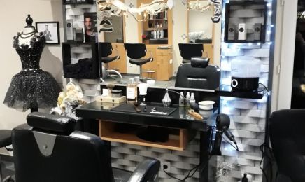 Life Hair  : Coiffeur à Divion