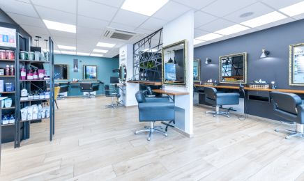 Cadre d'art coiffure : Coiffeur à Sens-de-Bretagne