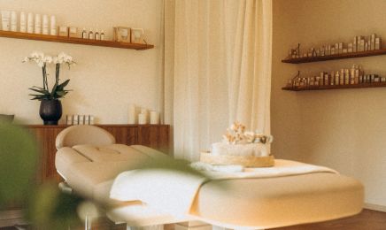 SOMA- Holistic Beauty Concept: Nagelstudio in Korschenbroich