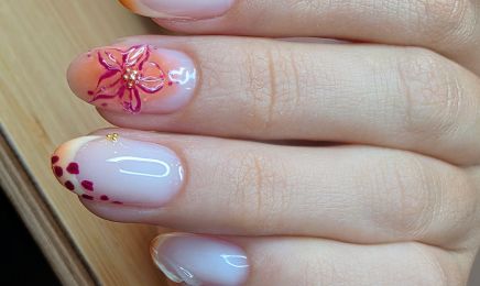 Tinker Nails : Manucure à Le Grand-Lemps