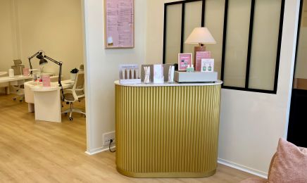 Nailome Lounge - Poitiers Grand Large  : Manucure à Saint-Benoît