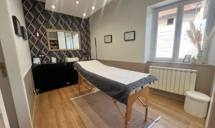 Mon cocon douceur  : Manucure à Sathonay-Camp