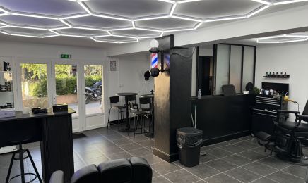 The Lab Concept Store : Barbier à Châteauneuf-les-Martigues