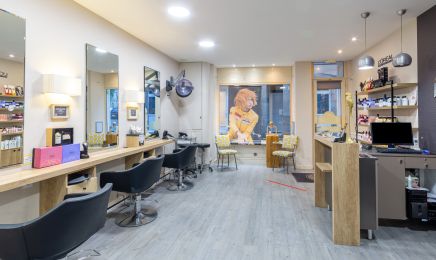 Votre salon : Coiffeur à Laval