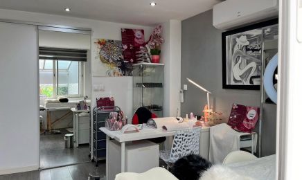 SidonieNails : Institut de beauté à Toulon