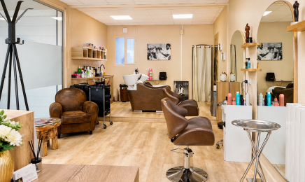Justine - Coiffure : Coiffeur à Sézanne