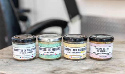 BARBE ET MOUSSE  : Coiffeur à Bédarrides