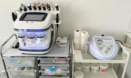Inessa Cosmetologist : Barbier à Bordeaux