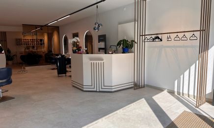 MÁVI Hair Studio: Friseur in Nürnberg