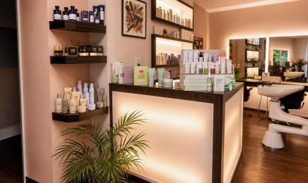 Salon im Rundhaus: Friseur in Freiberg