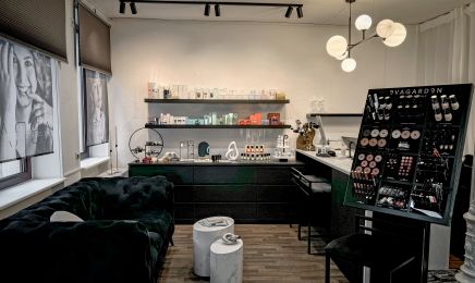 Aura Hair & Beauty: Kosmetikstudio in Schiltach