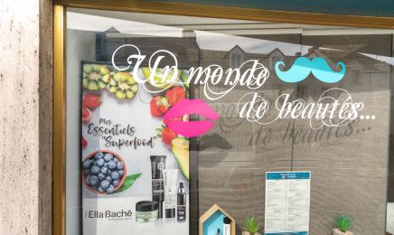 Un monde de beautés : Manucure à Orléans