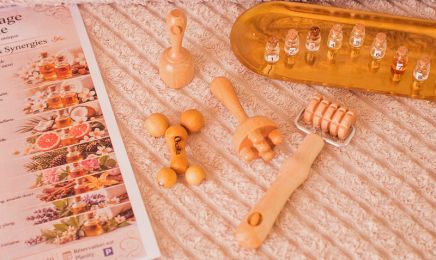 MOANA MASSAGE & ESTHÉTIQUE  : Institut de beauté à Le Thou