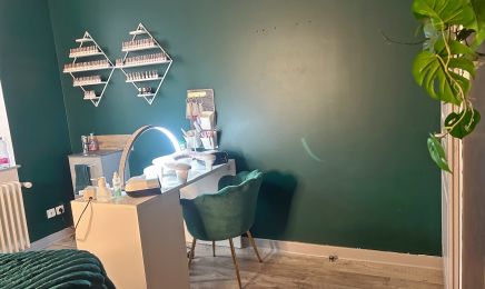 L'Instant Glow : Institut de beauté à Theizé