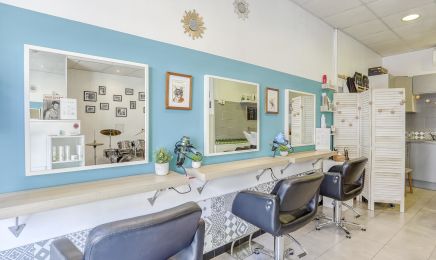 Marinella Coiffure : Coiffeur à Drap