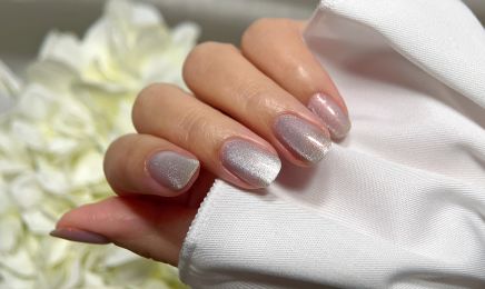 Glowing Grace : Manucure à Lattes