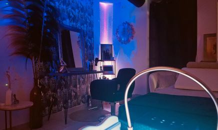 Belle Rêveuse - Head Spa Massage Crânien Ayurvédique  : Coiffeur à Eyragues