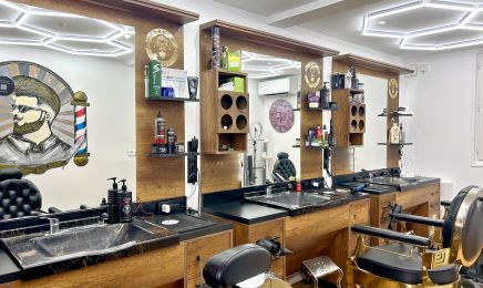 The BarberShop HK  : Coiffeur à Saint-Raphaël