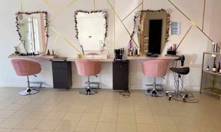 Jolie Coiffure : Coiffeur à Jons