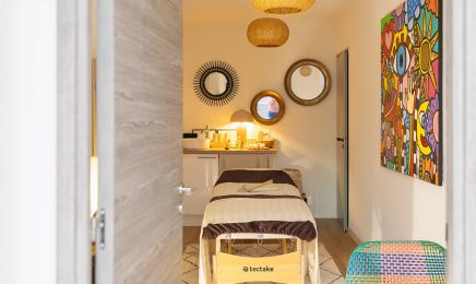 La Vague de naissance - Bain bébé Massage pré natal post natal : Spa à Besançon