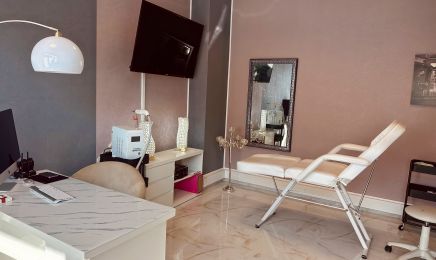 Habibas Beauty Lounge: Kosmetikstudio in Kiel