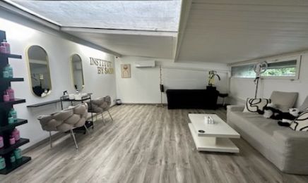 Institut by sabb : Manucure à Venelles
